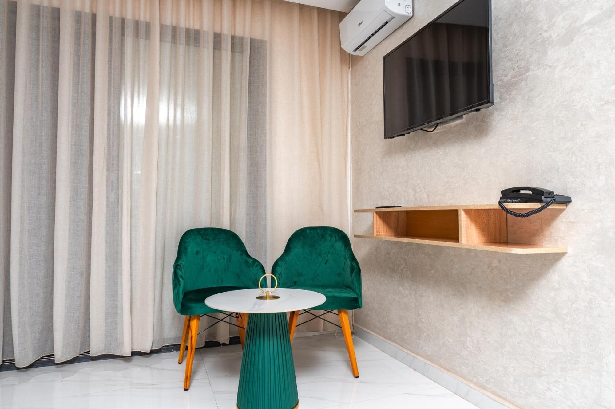 Maarif Elite Suites คาซาบลังกา ภายนอก รูปภาพ